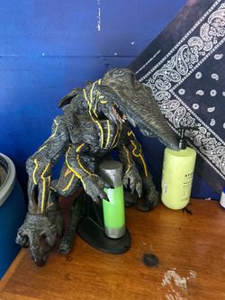 18’ Neca Pacific rim