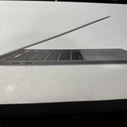 MacBook Pro 13 Inch 2020