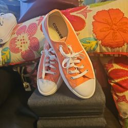 [WMNS]  Converse Chuck  9.5