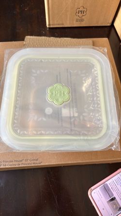 8x8x3.3 freezer microwave oven safe princess house container
