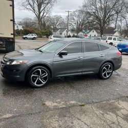 Honda Crosstour 2011