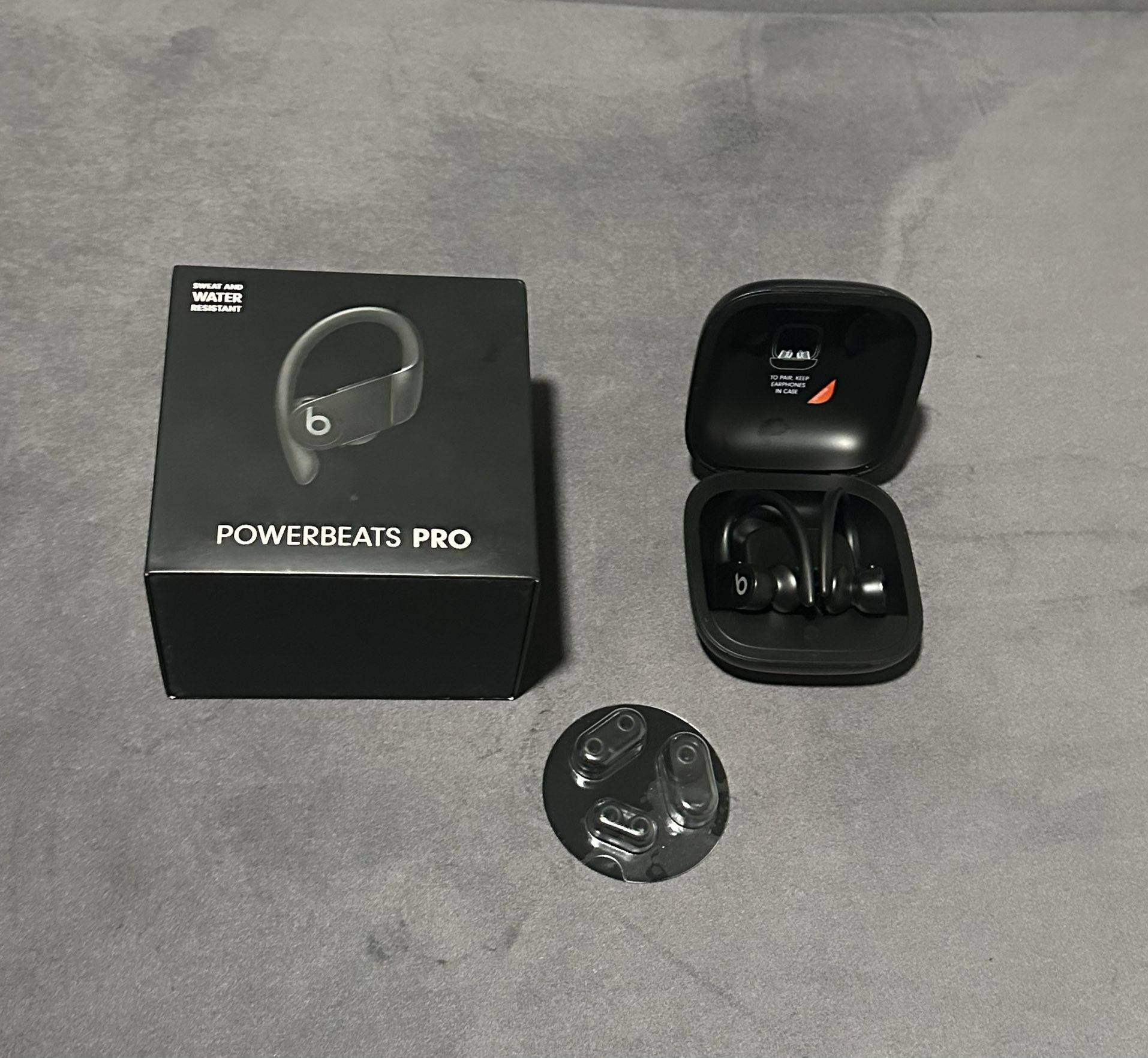 POWERBEATS PRO - BLACK