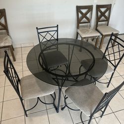 Glass Table 4 Chairs 