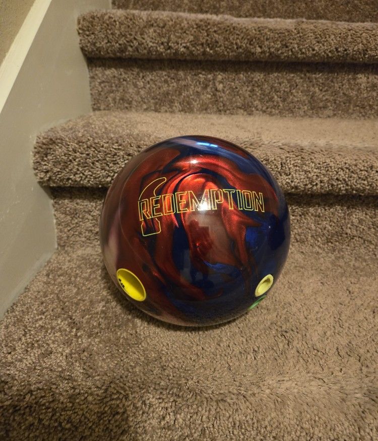 Redemption Bowling Ball 15lbs Hammer