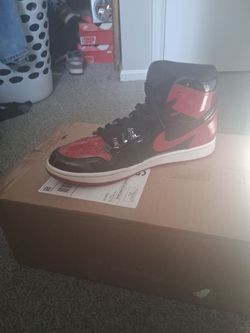 Patent bred 1s size 10 order from depop tell by the box