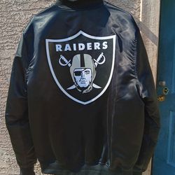 Las Vegas Raiders Coat for Sale in Mesa, AZ - OfferUp