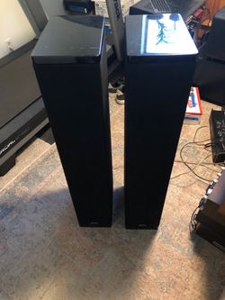 Bipolar Definitive Technology BP-8 Tower Speakers Pair