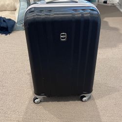 Ellen tracy suitcase new arrivals