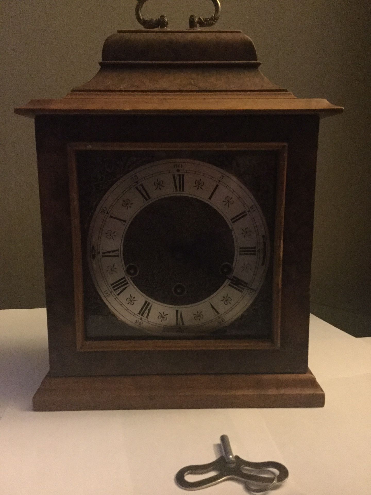 Rare Antique Windup clock with key