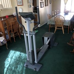 Elliptical NordicTrack CX 938