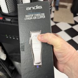Andis Corded Master Li 