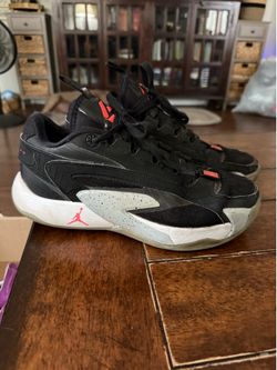 Men’s 8.5 Jordan Luka 2