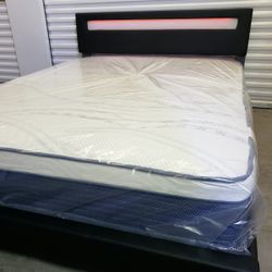 NEW QUEEN PILLOW TOP MATTRESS and BOX SPRING. Bed frame not included 👍