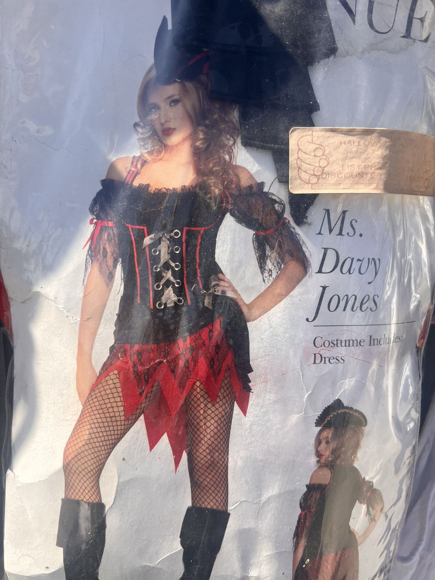 Women’s Pirate Costume