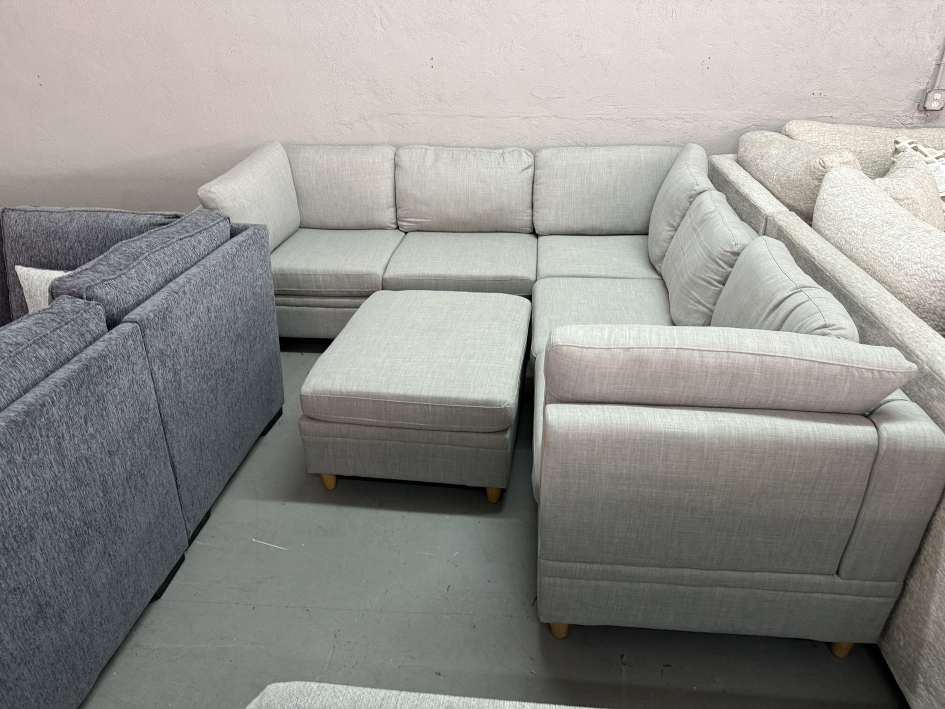 SECTIONAL & OTTOMAN