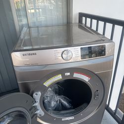 Samsung Electric washer and Dryer