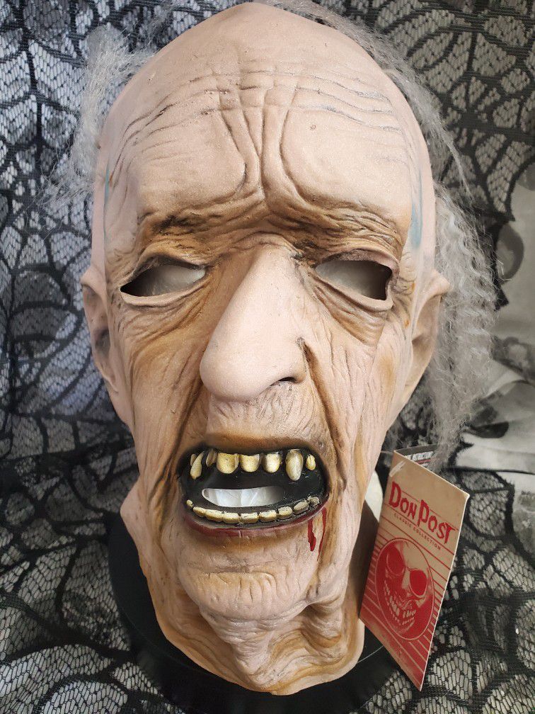 Don Post Studios Classics Old Vampire Child Latex Costume Halloween Mask Dracula


Nice