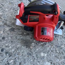 Cierra Milwokee. Tool Only