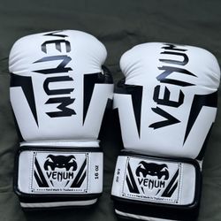 Venum Elite Boxing Gloves 16oz (White/Black)