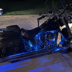Harley Davidson Motorcycle 9,000 OBO