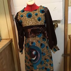 Unbranded Women’s Handmade Brown Long Dress Size Small Zip Up In Back