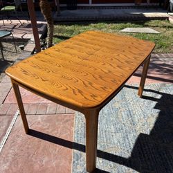 Solid Oak Expandable Table 