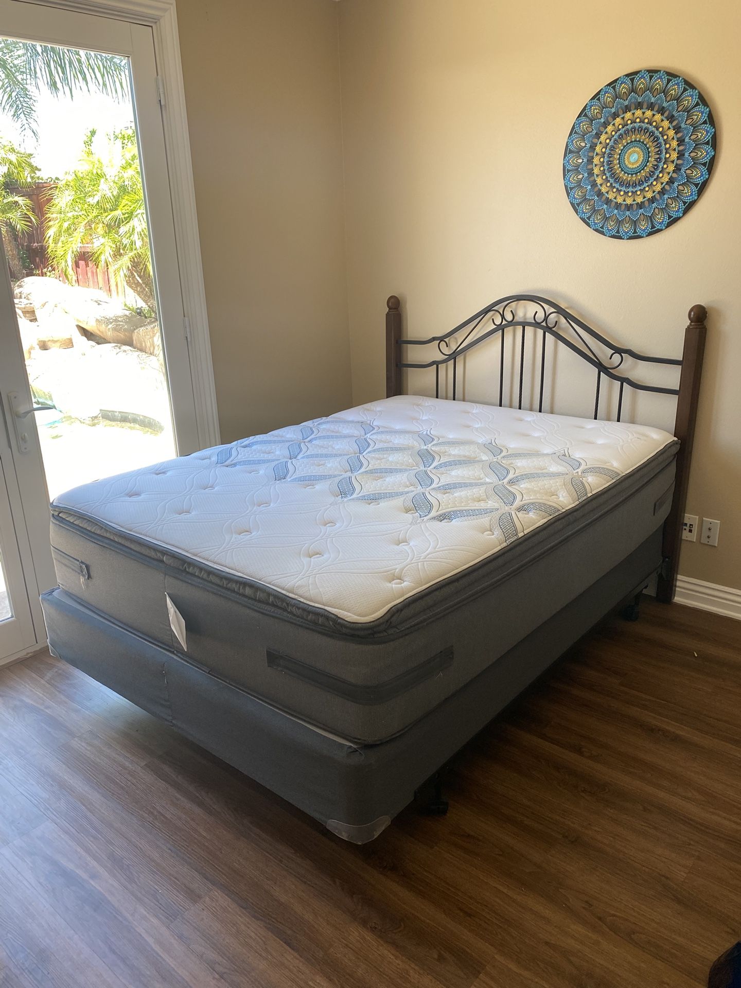 Queen bed for sale