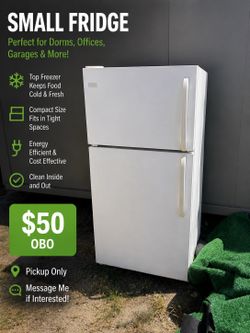Small Refrigerator with Freezer – Works Great