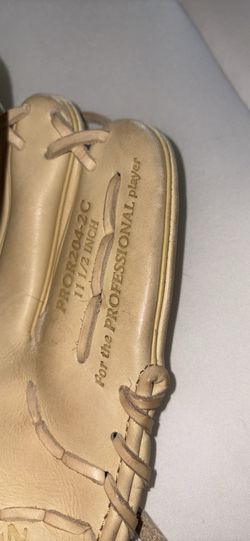 RAWLINGS HEART OF THE HIDE