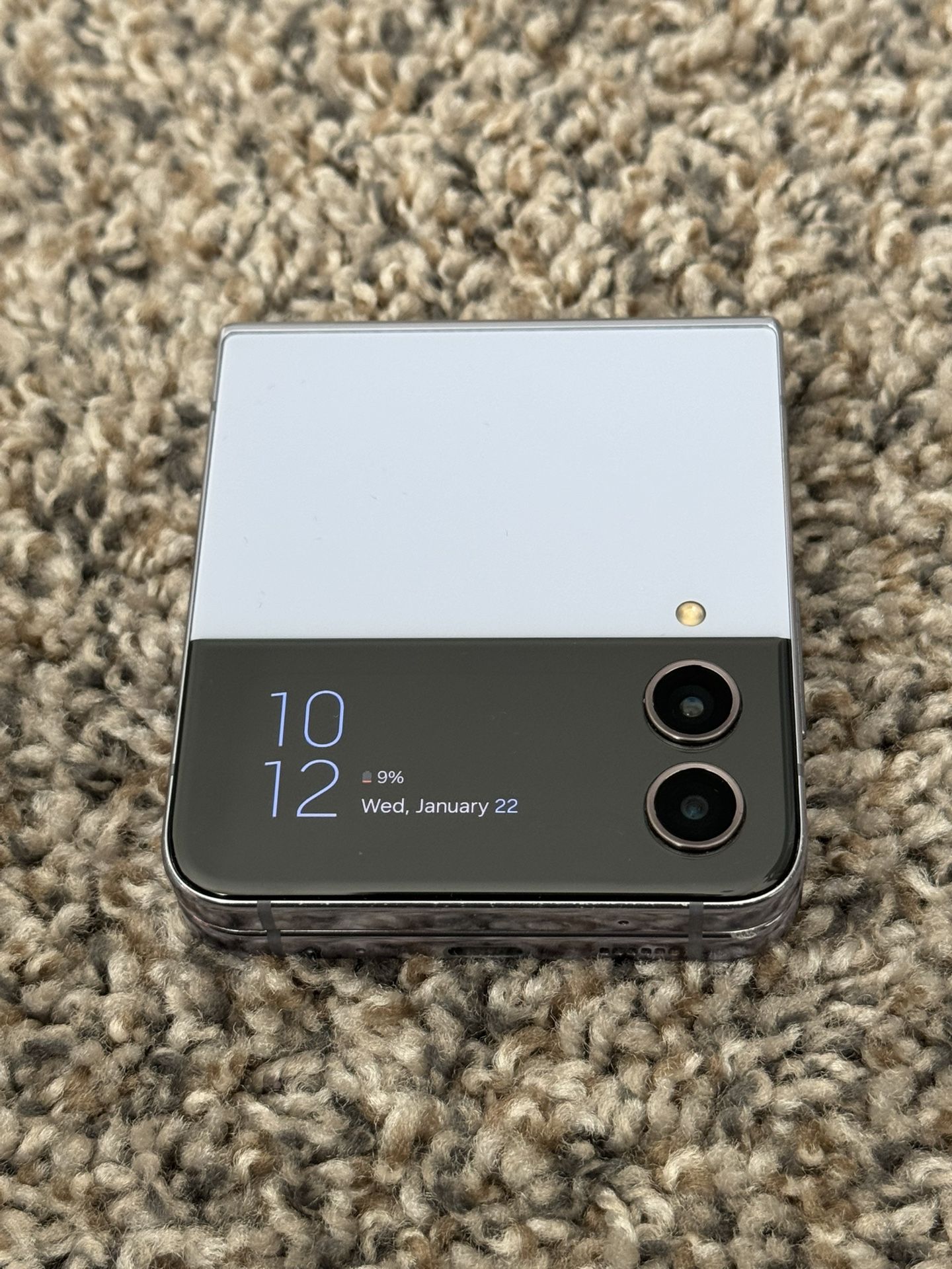 AT&T Samsung Galaxy Z Flip 4