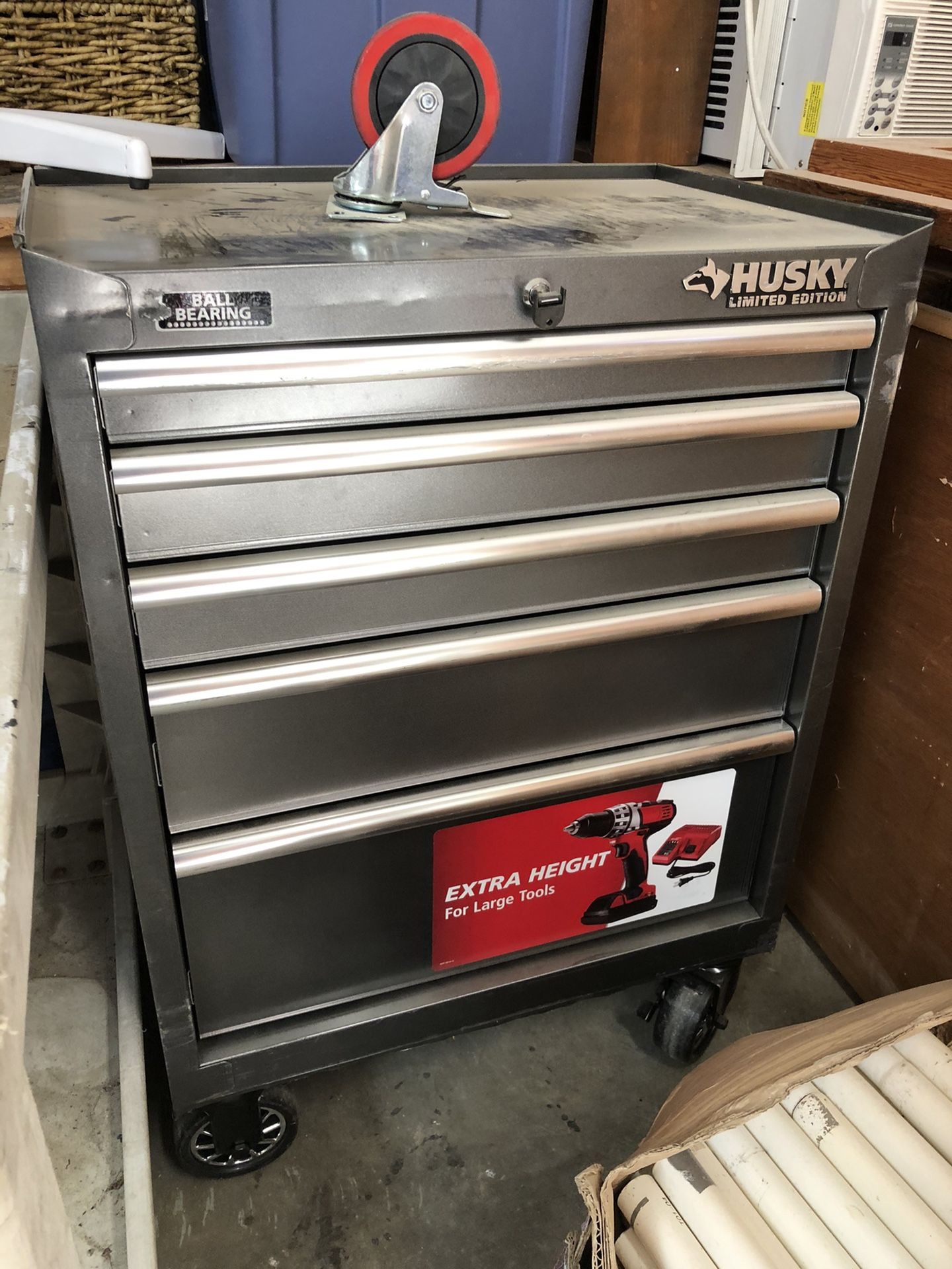 Husky tool chest