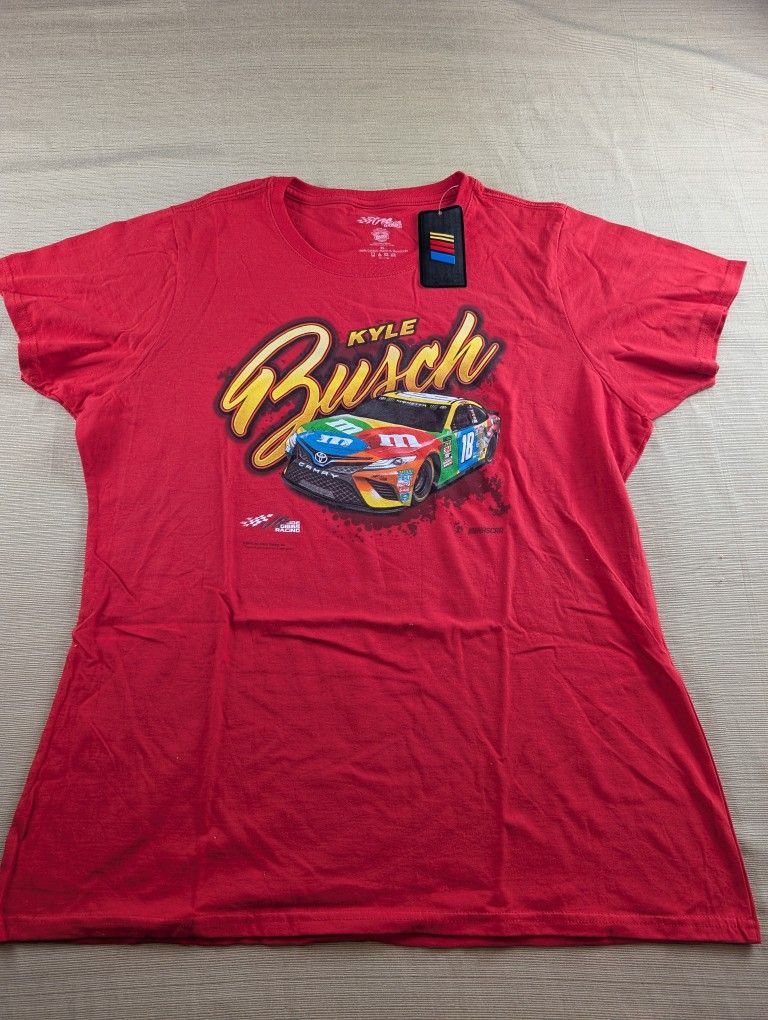NASCAR Women's Kyle Busch Red Car V-neck T-Shirt Joe Gibbs Racing Size XL