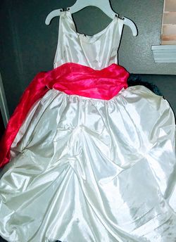 Beautiful White dress with hot pink belt