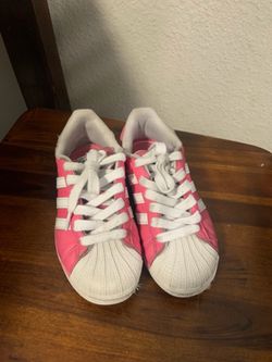 Girls shoes