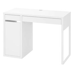 IKEA Micke White Desk Pristine