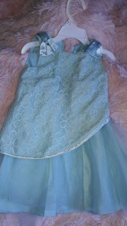 Girl dress size 3t