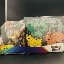 Pokemon Sword and Shield Evolving Skies Elite Trainer Box ETB and Tin Costco