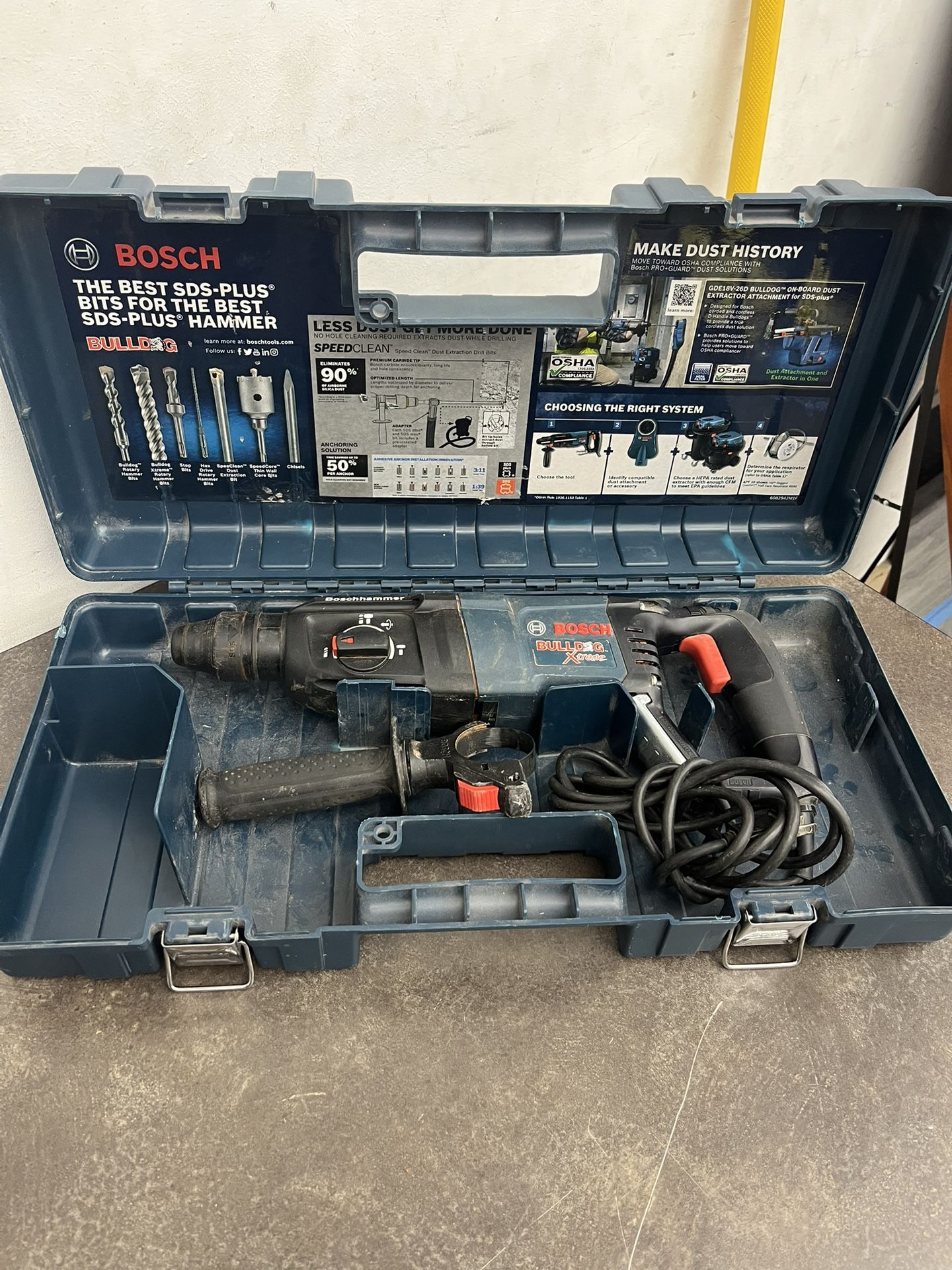 Bosch 11255VSR Bulldog Xtreme Corded Variable Speed Rotary Hammer