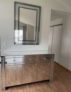 Accent Cabinet and Mirror 