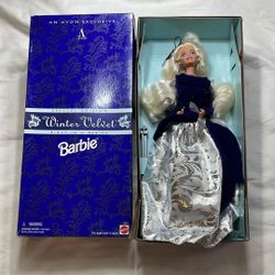 Vintage 1995 Winter Velvet Barbie Avon Exclusive 