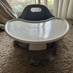 Upseat Baby Booster/Floor Seat