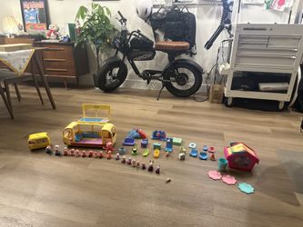 Peppa Pig Toys RV + Picnic Set