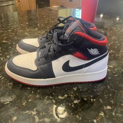 Air Jordan 1 Mid SE Olympics 