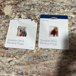 2 Sets Of Speaker Wire Plugs