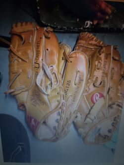 2 PC Baseball Gloves 