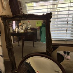 Mirrors And pictures