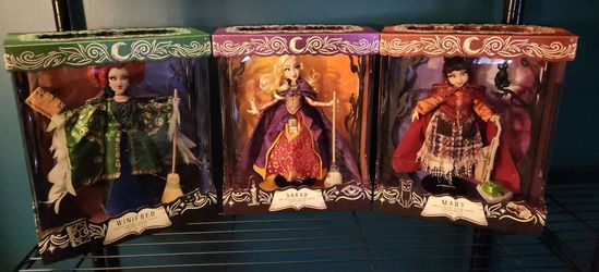 Hocus Pocus Limited Disney site Doll Set