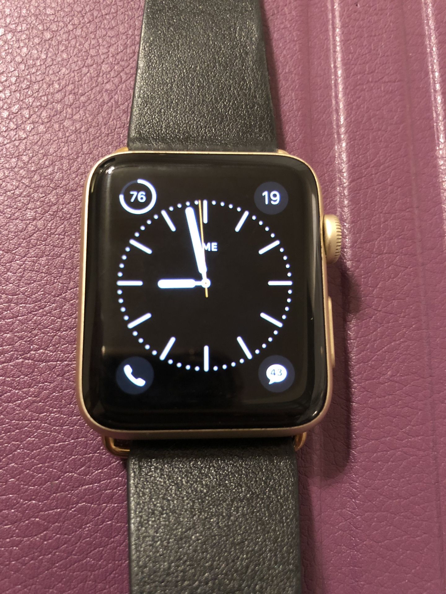 Apple Watch series 2 42mm gold aluminum