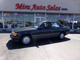 1990 Mercedes-Benz 300 Series