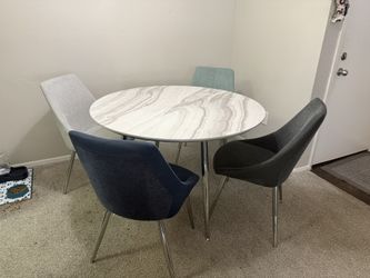 Modern Marble-Look Dining Table with 4 Chairs – Excellent Condition